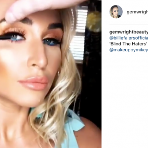 Billie Faiers Hooked Up Shop Highlighter